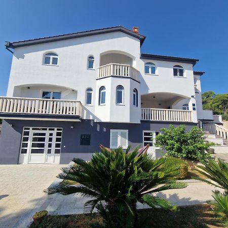Apartments Villa Lora Kraj  Εξωτερικό φωτογραφία