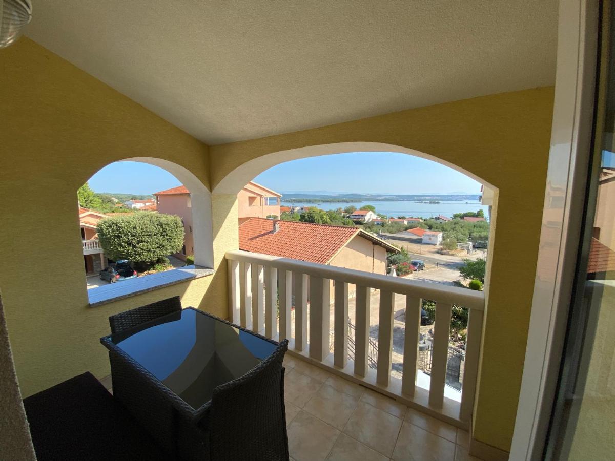 Apartments Villa Lora Kraj  Εξωτερικό φωτογραφία